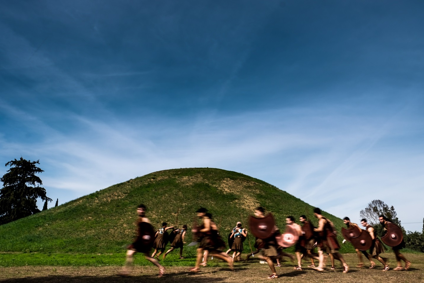 Δρομείς με στολή αρχαίων Ελλήνων