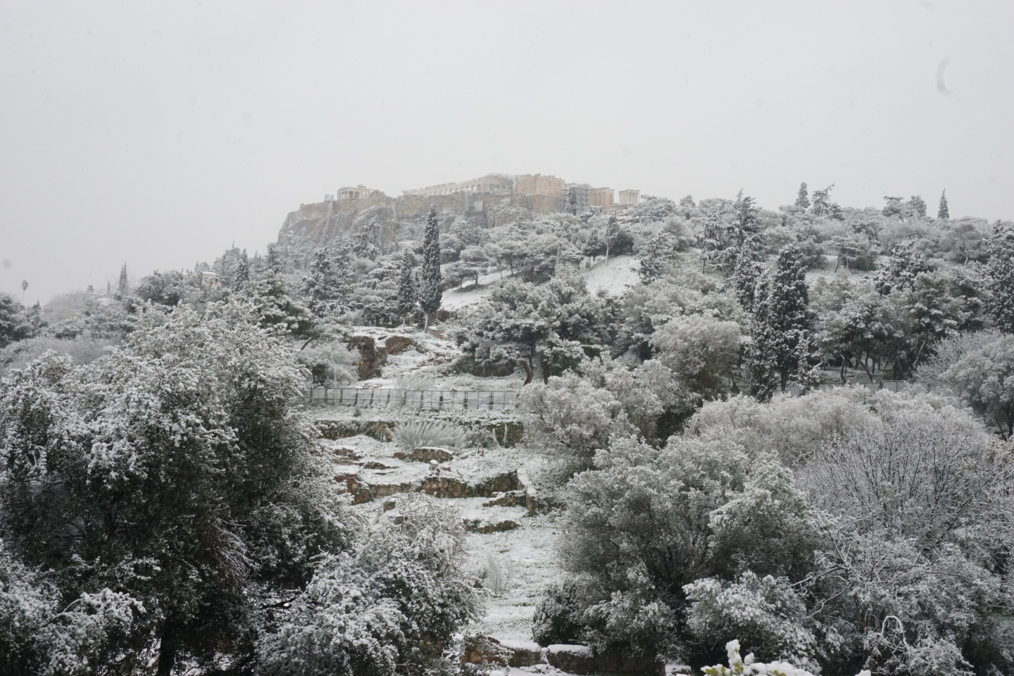 Χιονισμένη Ακρόπολη.