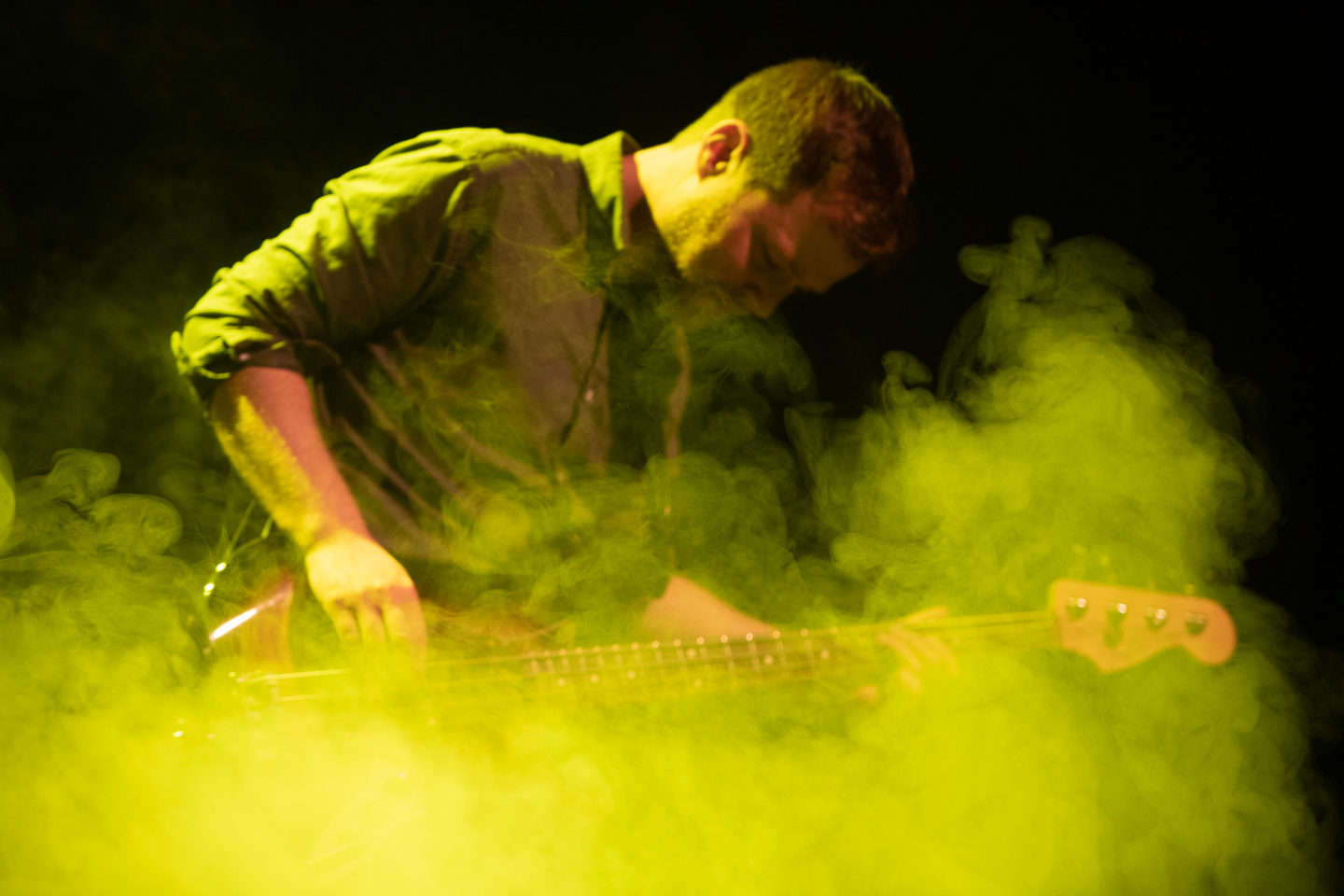 Το συγκρότημα Deuce σε συναυλία στη σκηνή του Gagarin στο Gimme Shelter Film Festival