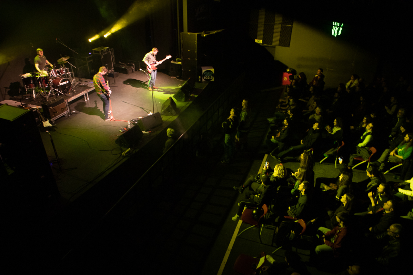 Το συγκρότημα Deuce σε συναυλία στη σκηνή του Gagarin στο Gimme Shelter Film Festival