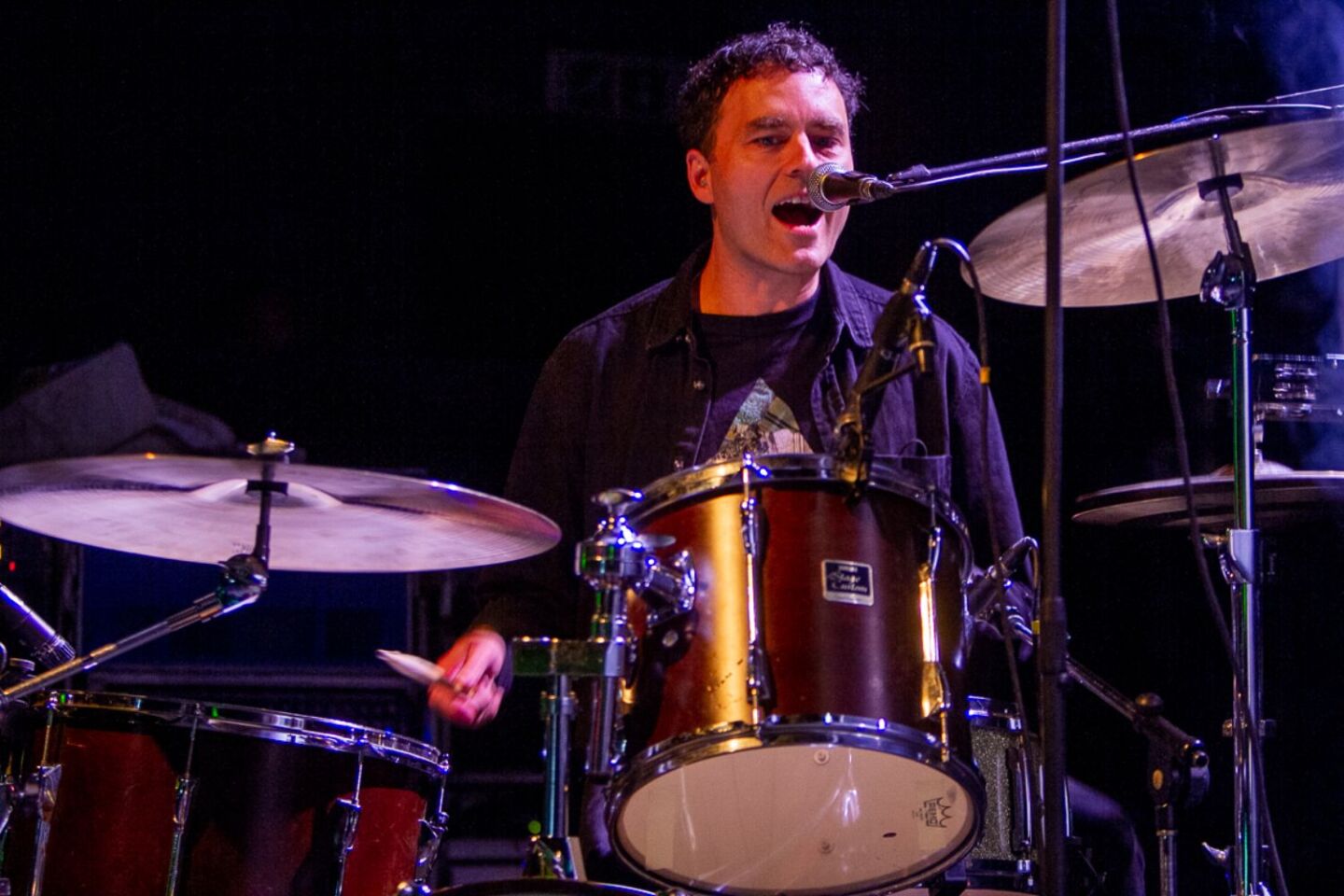 O Γιώργος Νίκας από τους The Noise Figure. 