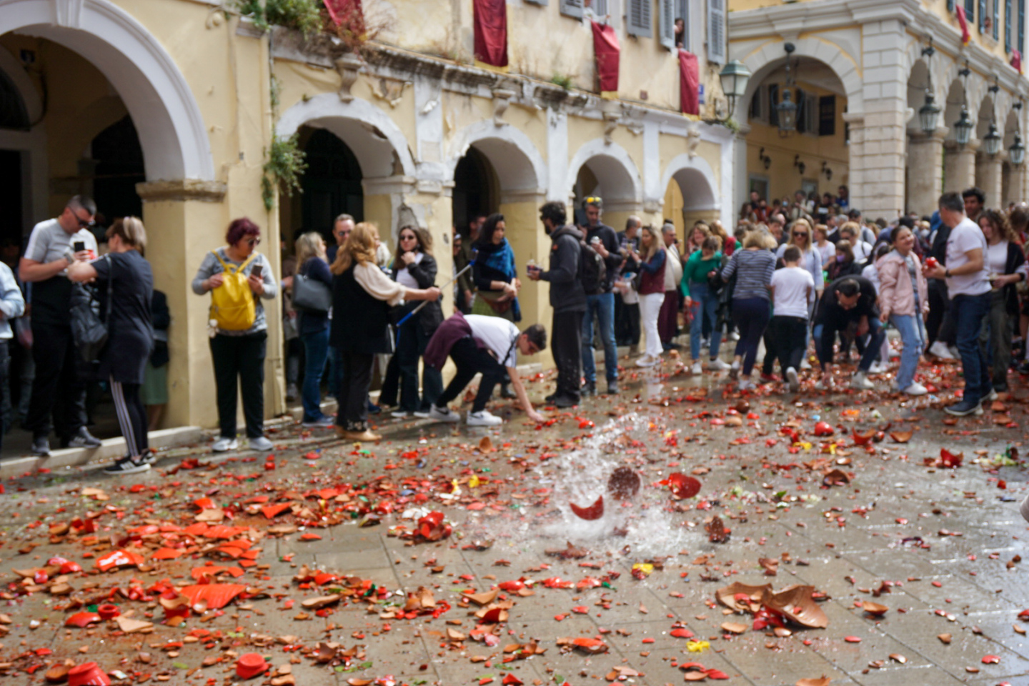 Κέρκυρα - Σπάσιμο Μπότηδες - Πάσχα 2022