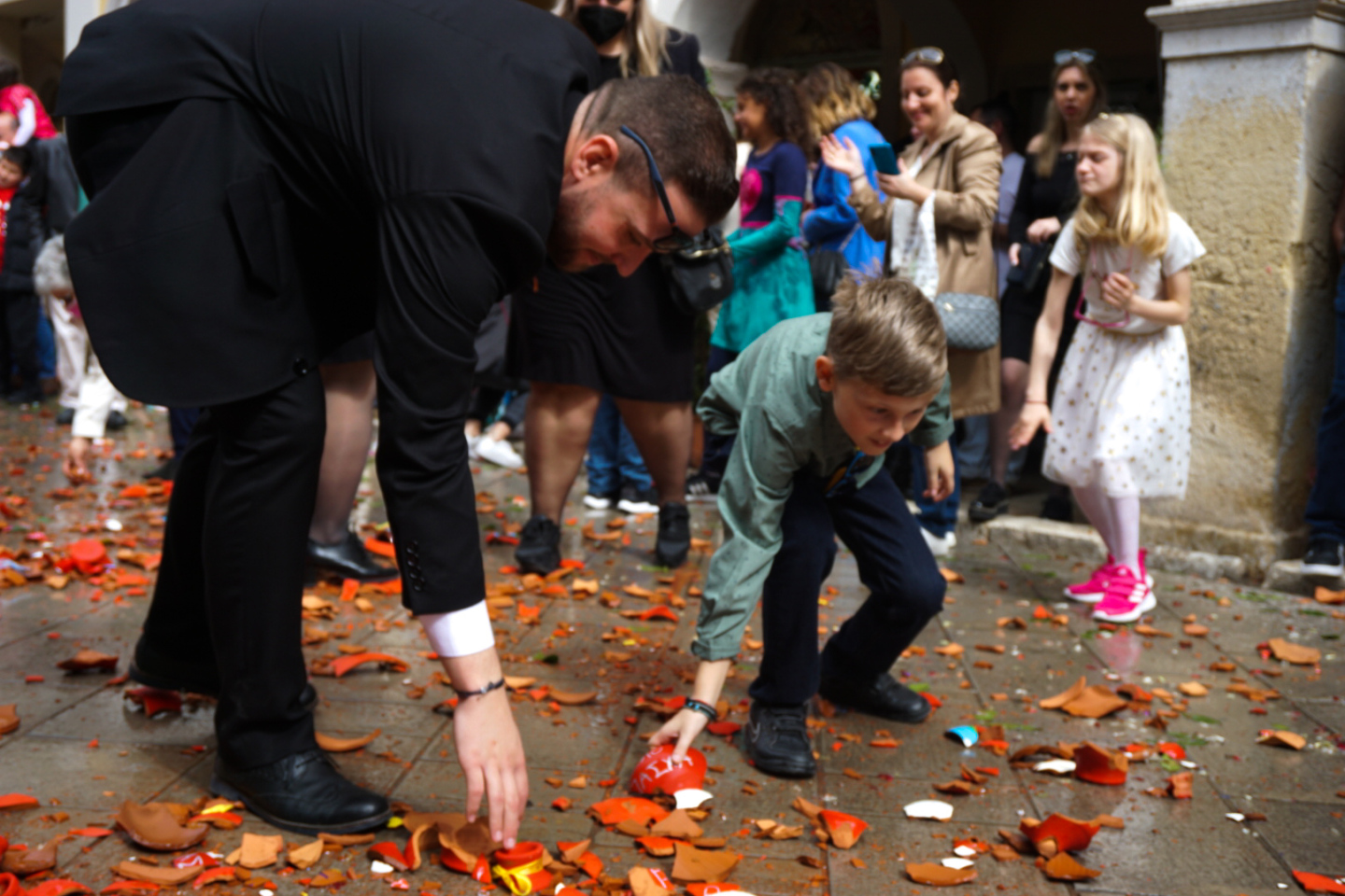 Κέρκυρα - Σπάσιμο Μπότηδες - Πάσχα 2022