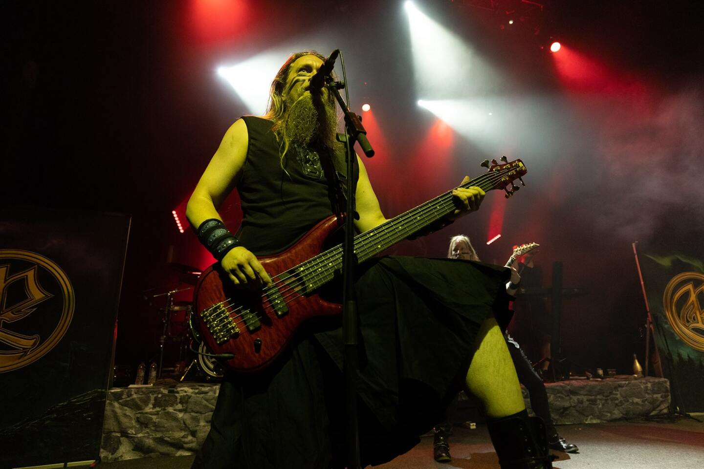 Στιγμιότυπο από τη συναυλία των Ensiferum στην Αθήνα