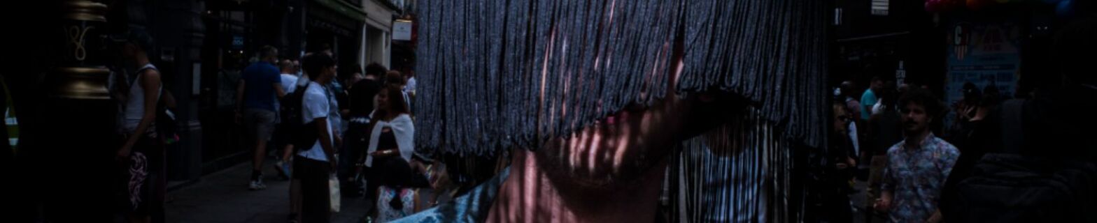 Street Life: Διεθνής έκθεση φωτογραφίας με την επιμέλεια της Δώρας Λαβαζού