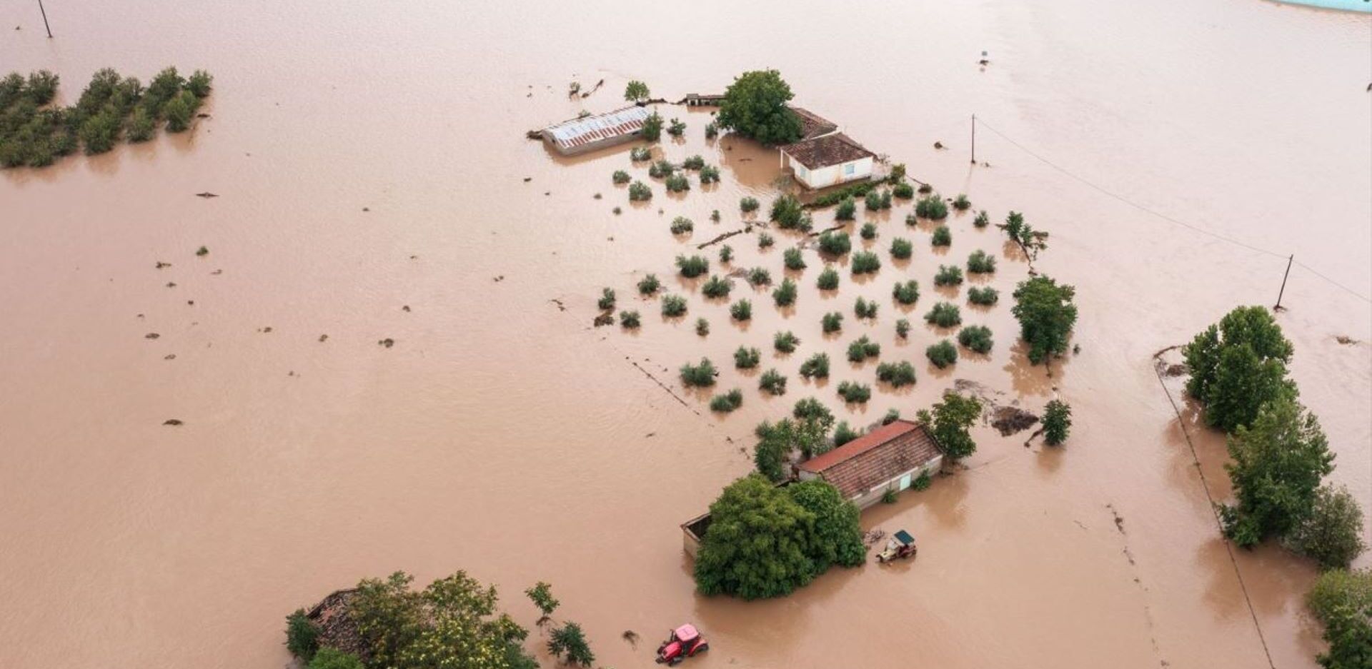 Διάσωση κατοίκων στη Φαρκαδόνα Τρικάλων ©Konstantinos Tsakalidis / SOOC