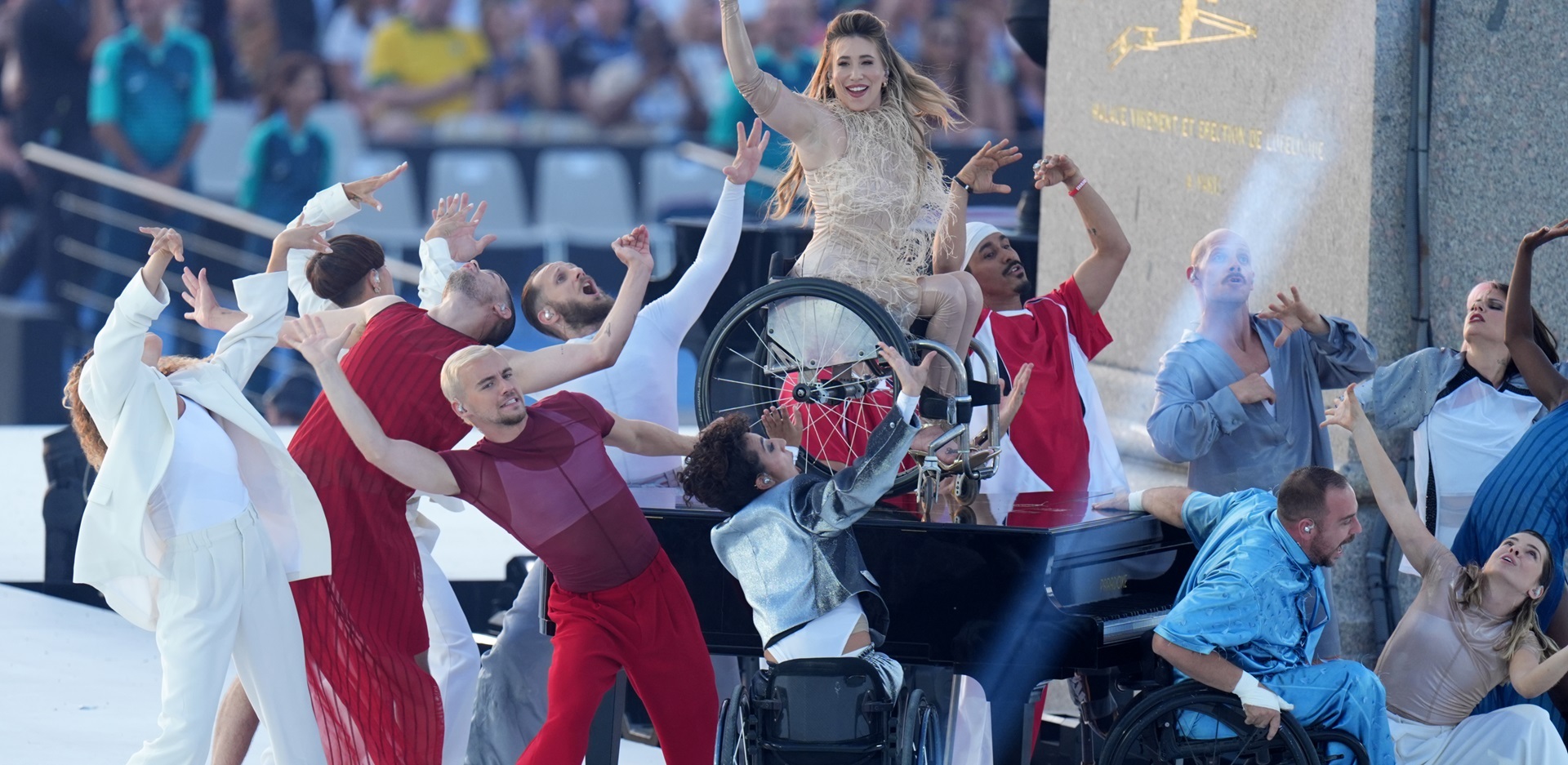 Κλικ γεμάτα χρώματα και χαμόγελα στην Τελετή Έναρξης των Παραολυμπιακών Αγώνων 2024  