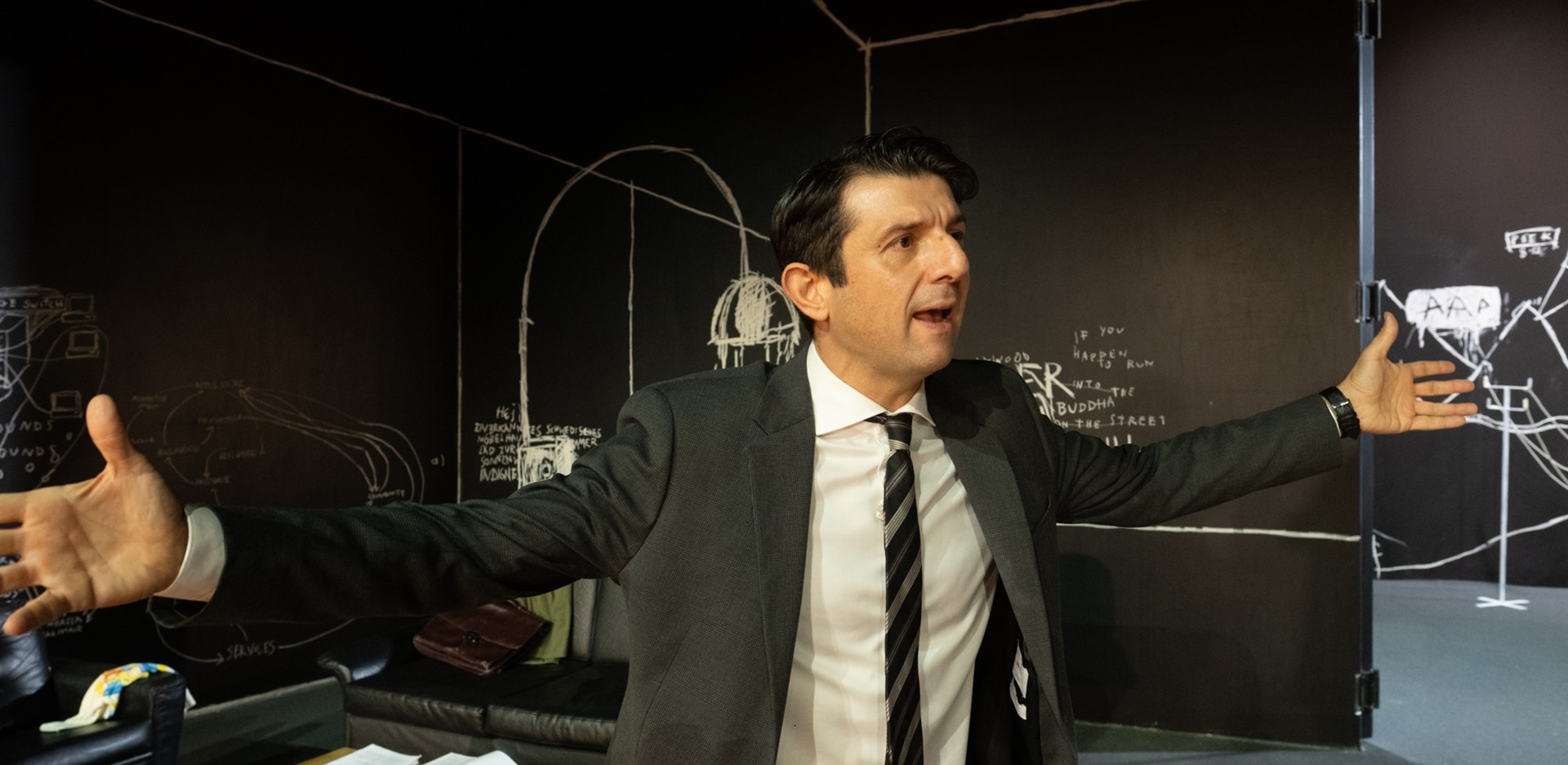 Ο Μιχάλης Οικονόμου πρωταγωνιστεί στον Εχθρό του Λαού του Οστενμάιερ στο Κνωσός