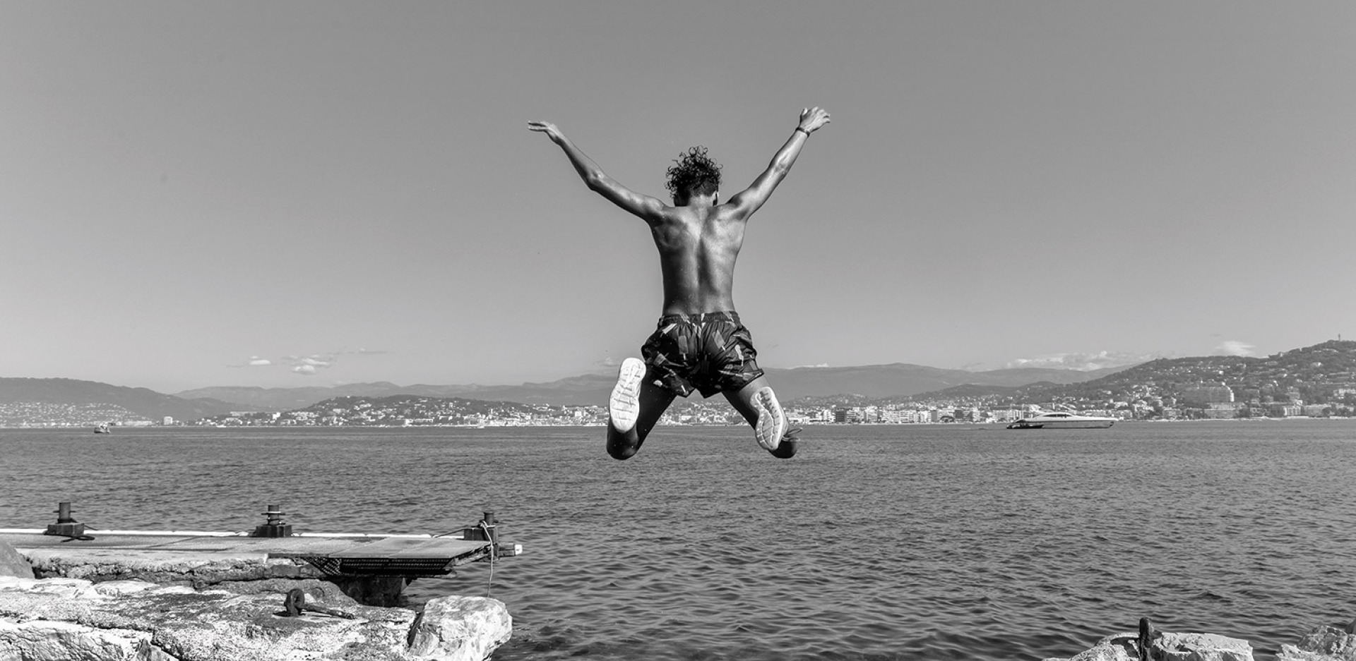 Viewmaster: Ο Νίκος Αλιάγας φωτογραφίζει το καλοκαίρι