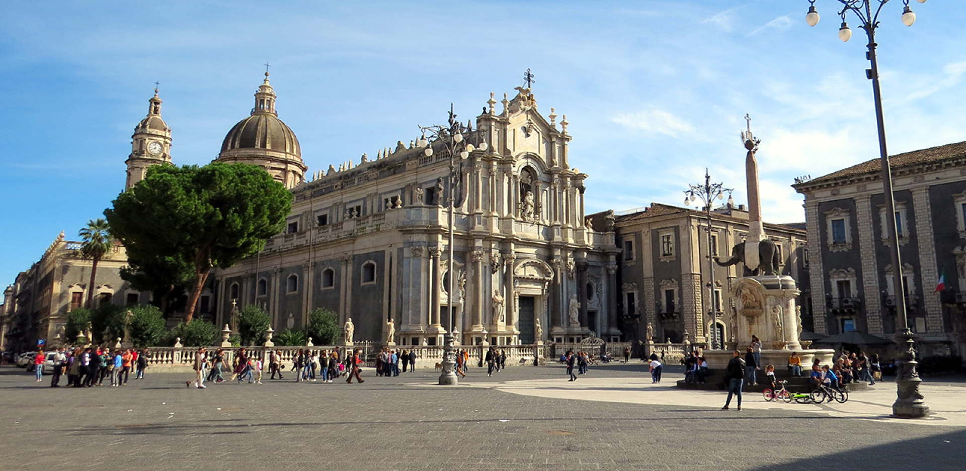 Κατάνια: Ταξίδι στη δεύτερη μεγαλύτερη πόλη στην Σικελία