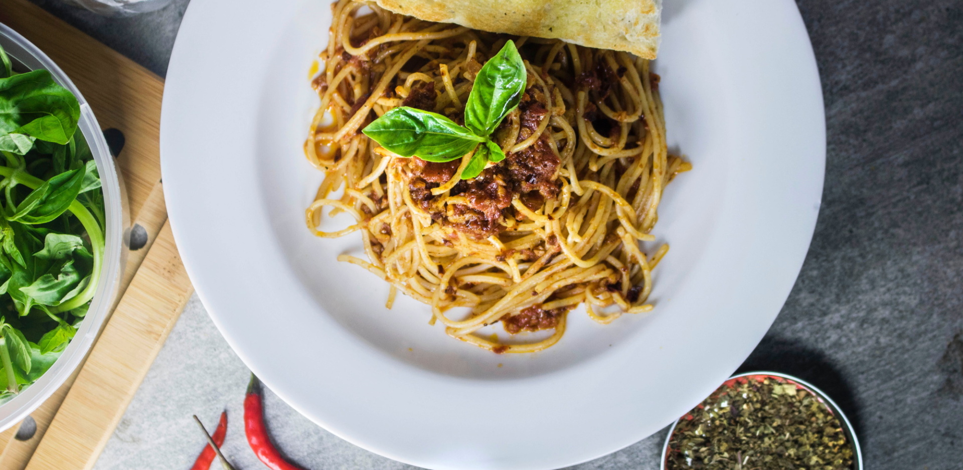 20 πανεύκολες συνταγές για μακαρόνια για όλα τα γούστα