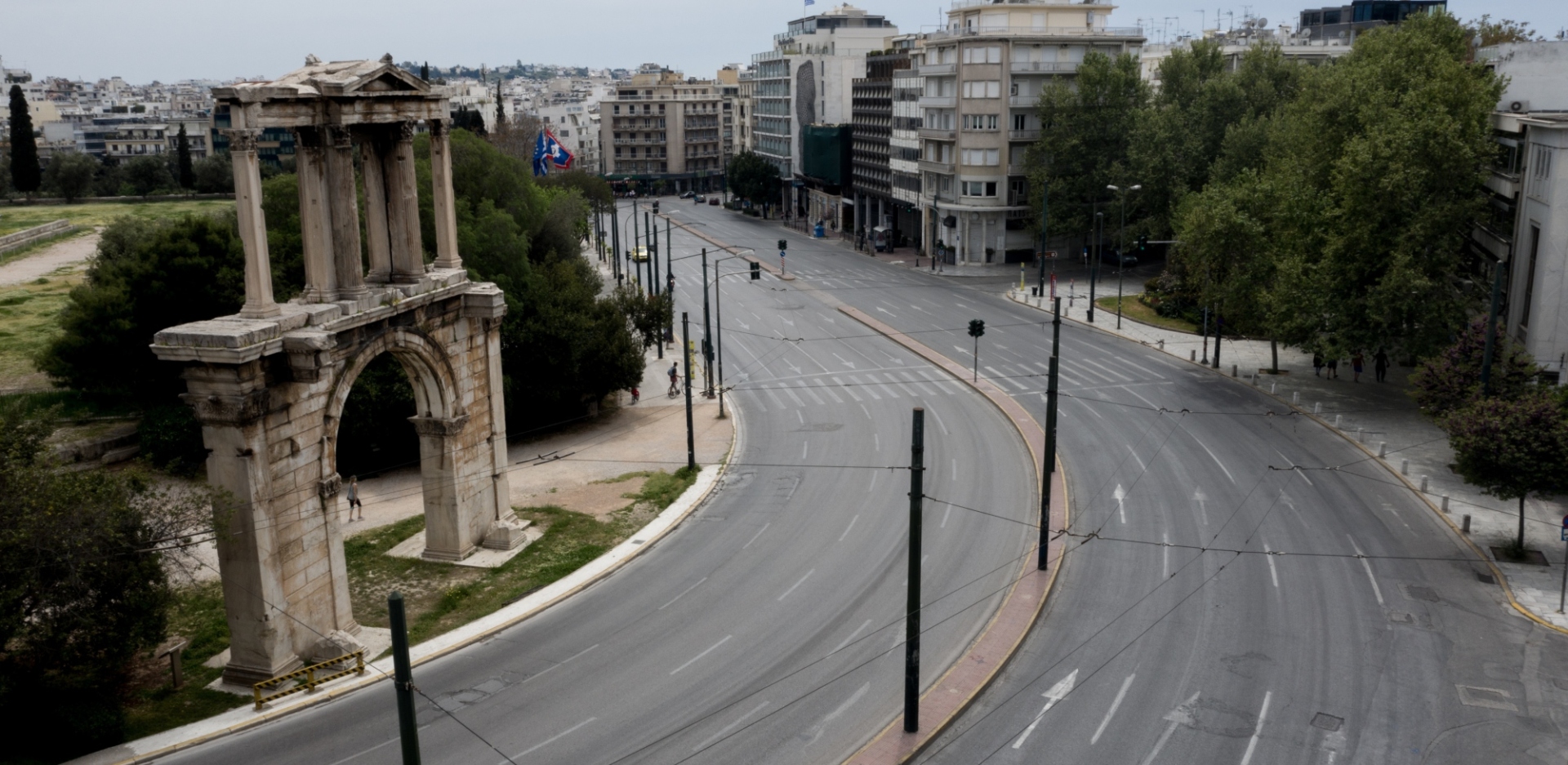 ΠΥΛΗ ΑΔΡΙΑΝΟΥ - Η ΑΘΗΝΑ ΕΝ ΜΕΣΩ ΠΑΝΔΗΜΙΑΣ ΚΟΡΩΝΟΙΟΥ