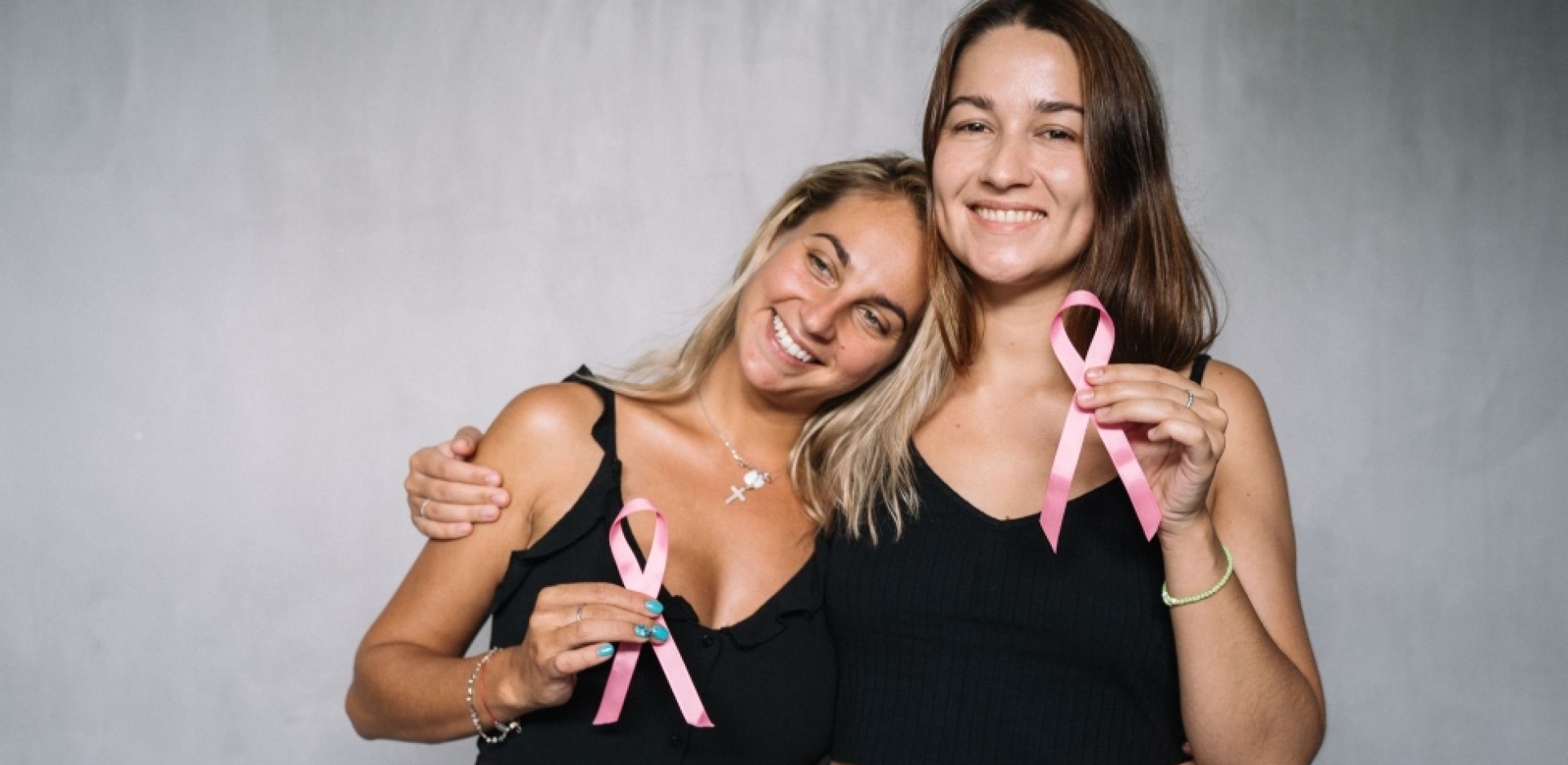 Αφιέρωμα Καρκίνος του Μαστού: 4 άνθρωποι μιλούν στην ATHENS VOICE για το βίωμά τους