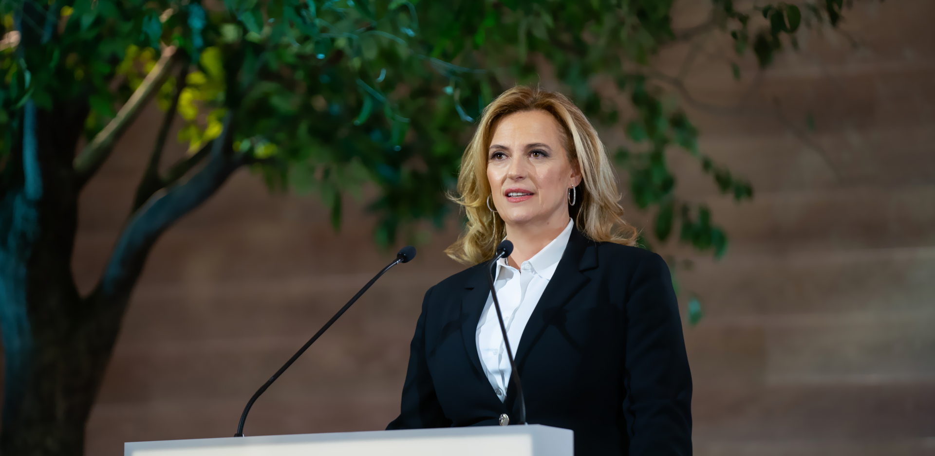 H Γενική Διευθύντρια Επικοινωνίας & Στρατηγικής Μάρκετινγκ της MYTILINEOS, Βίβιαν Μπουζάλη. 