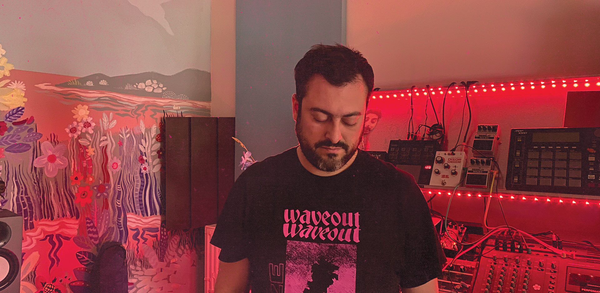 Ο Pan Pan στο home studio του