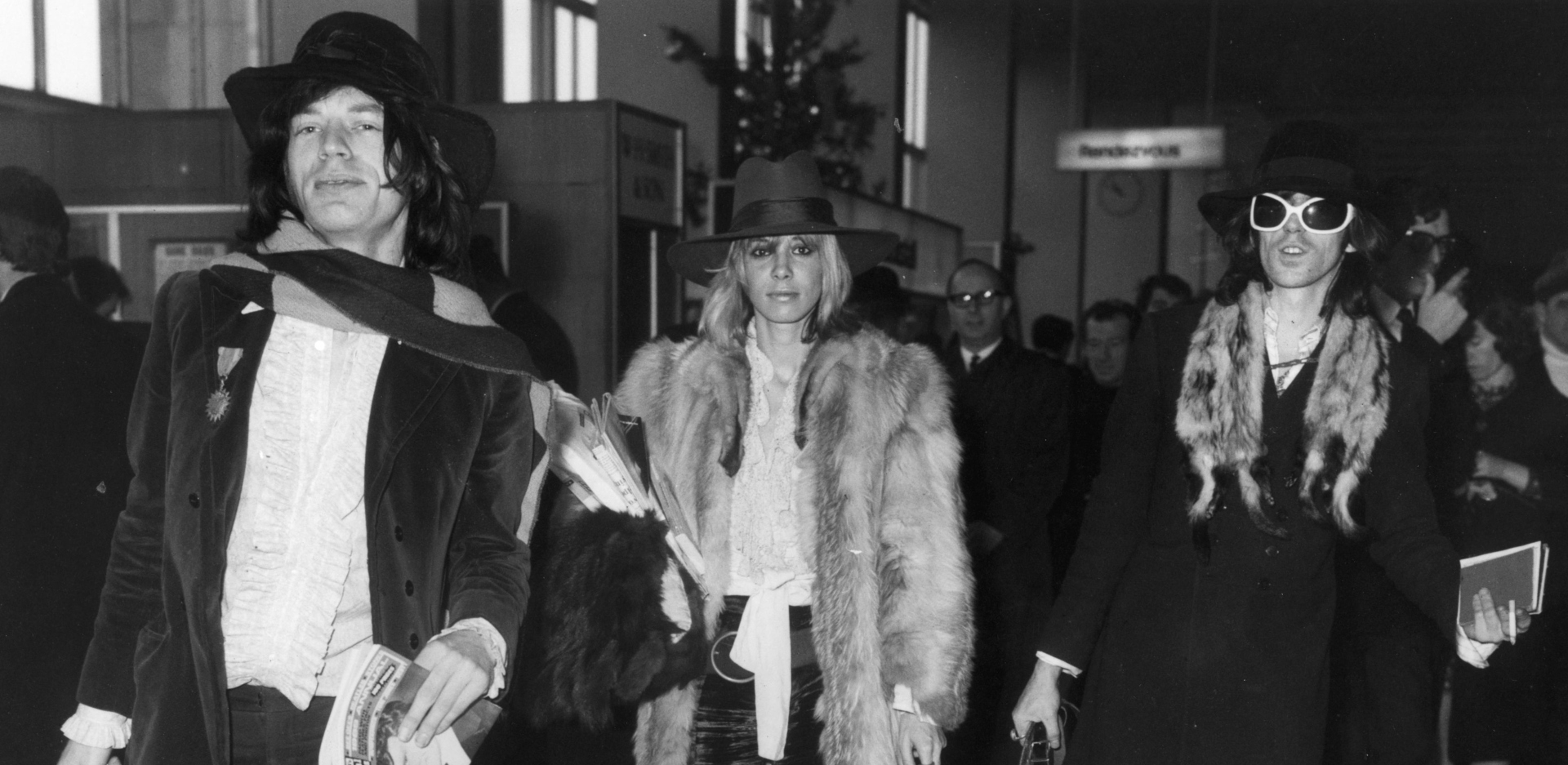 Το ντοκιμαντέρ «Catching Fire: The Story of Anita Pallenberg» παρουσιάζει τη θυελλώδη ζωή της ηθοποιού και μοντέλου Ανίτα Πάλενμπεργκ - Οι σχέσεις της με τα μέλη των Rolling Stones, Κιθ Ρίτσαρντς, Μικ Τζάγκερ και Μπράιαν Τζόουνς