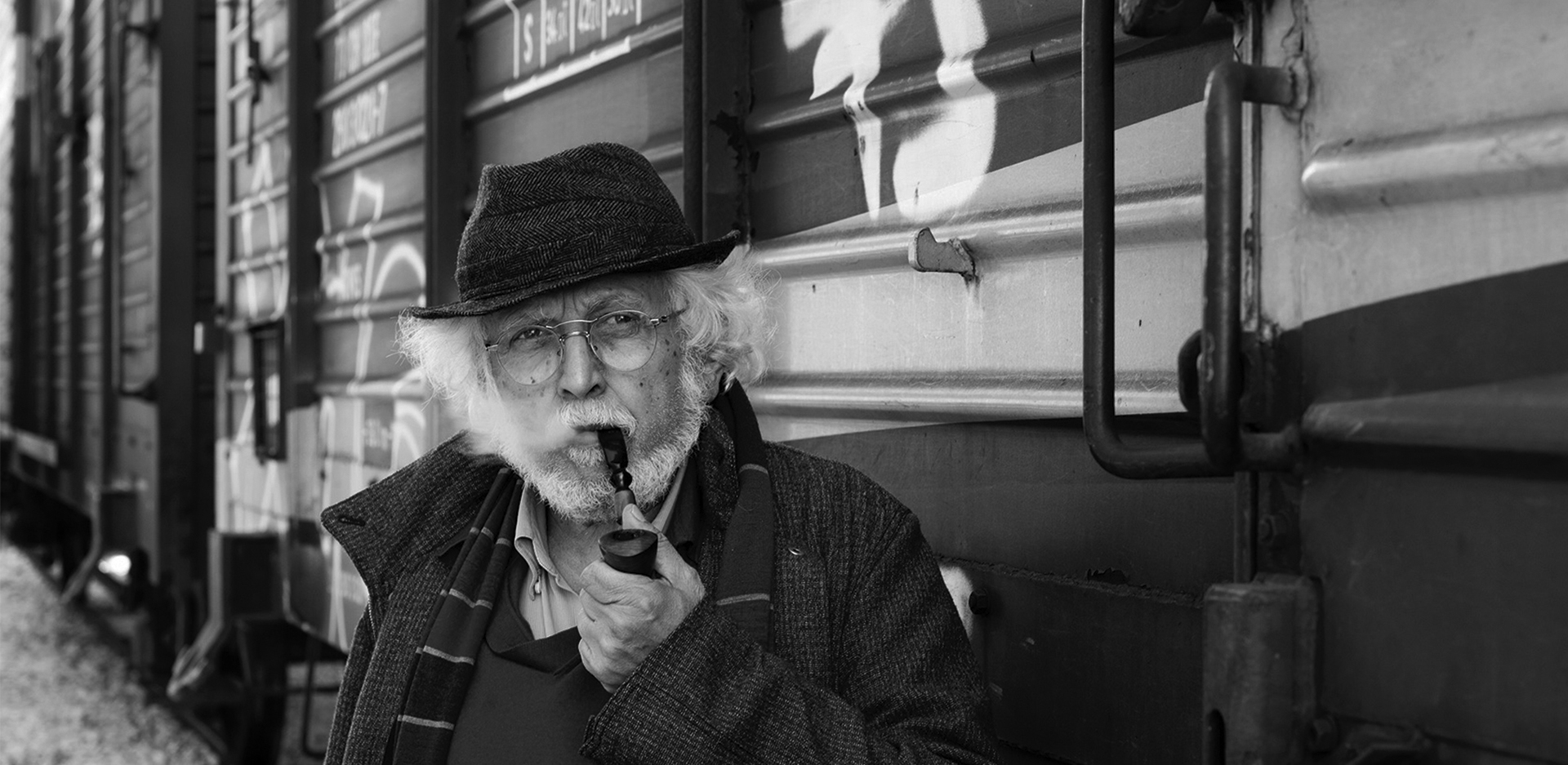 Γιώργος Γραμματικάκης, 1939-2023: Σέρφινγκ στα αστέρια