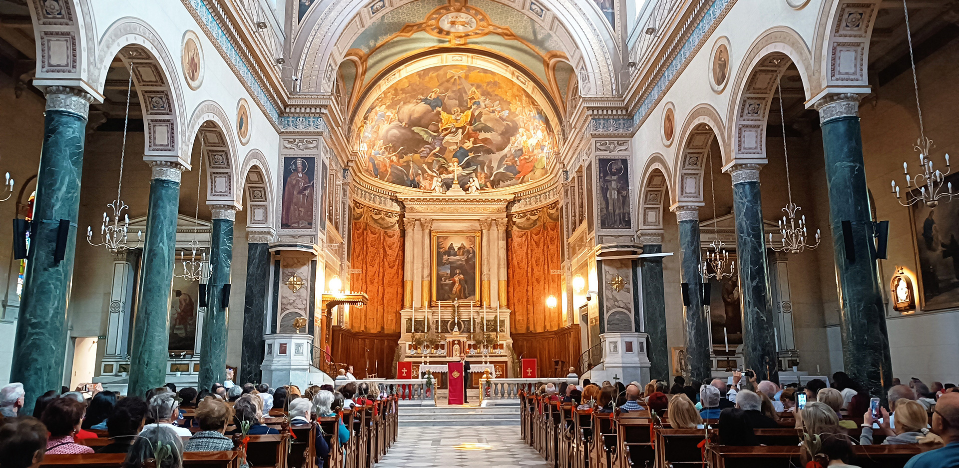 Καθεδρικός Ναός Αγ. Διονυσίου: Η μακρά και περιπετειώδης ιστορία του