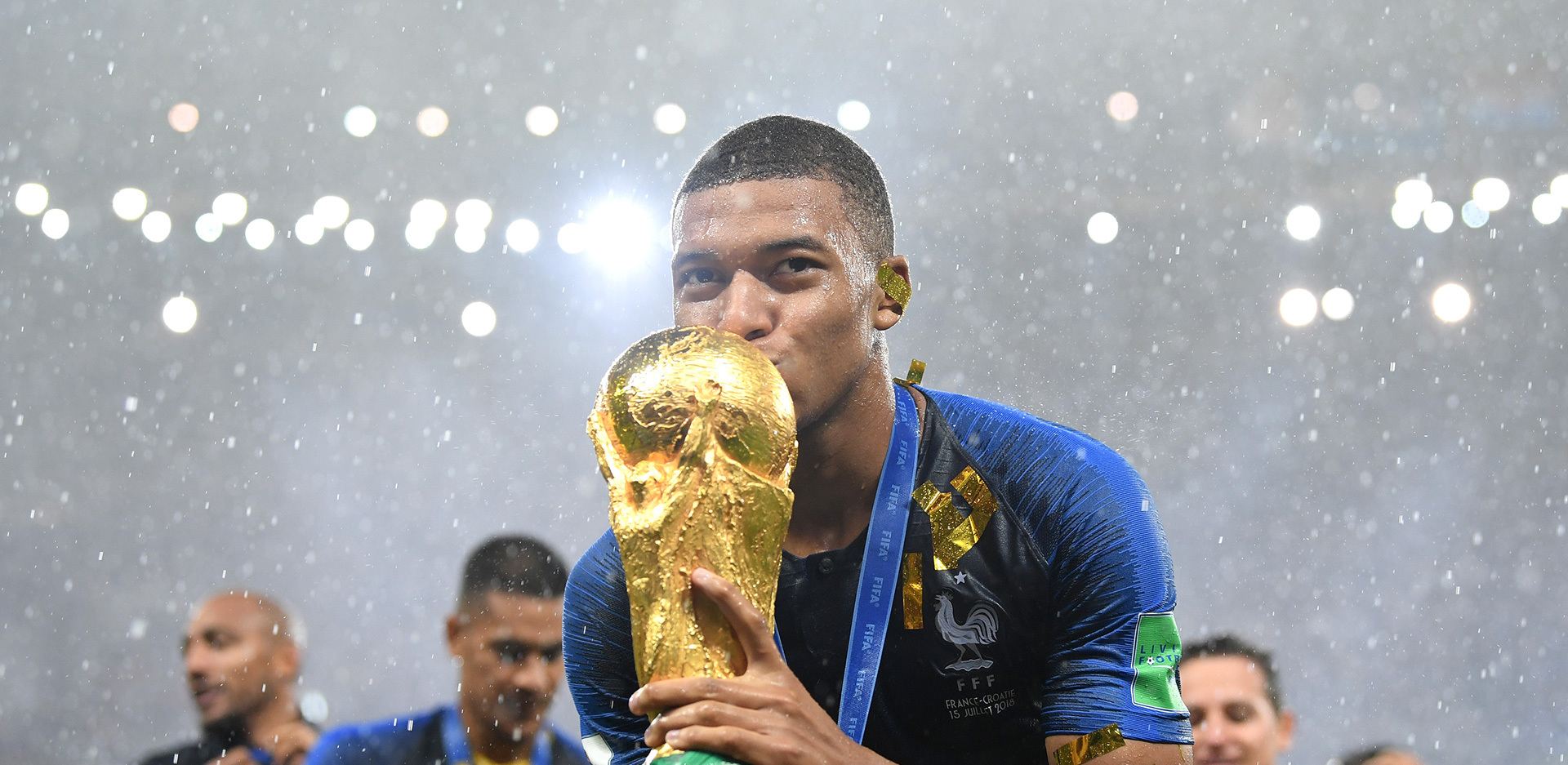 Κιλιάν Εμπαπέ: Ένας «βασιλιάς» στη «βασίλισσα»