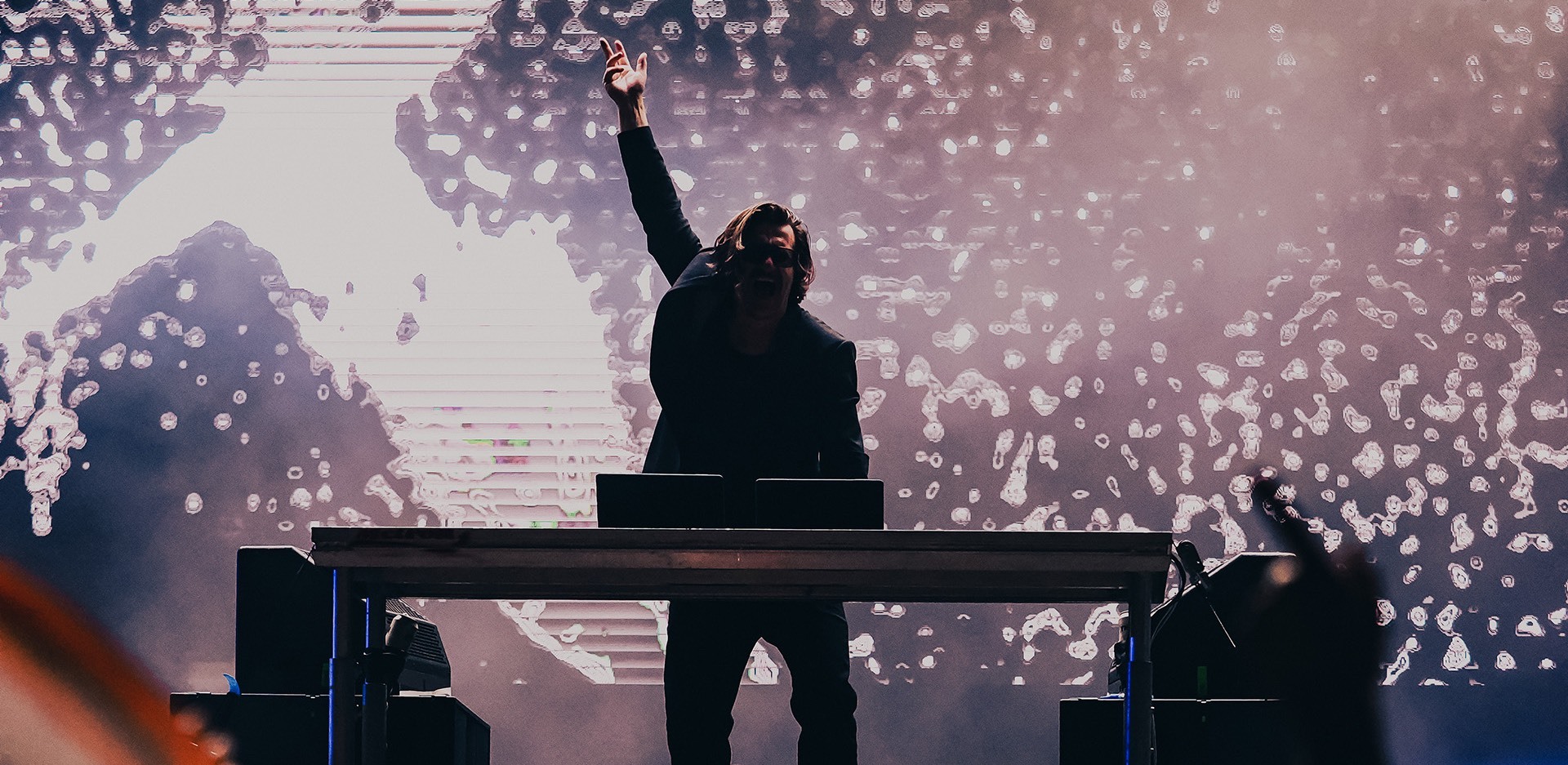 Release 2024: Χορεύοντας στο tempo του Parov Stelar