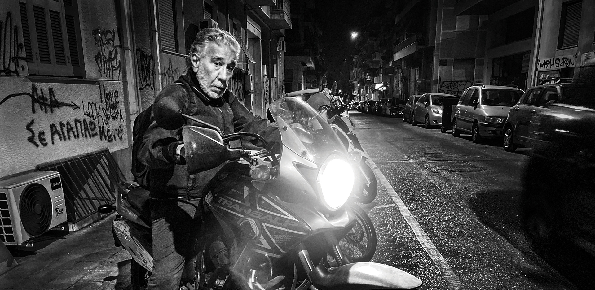 Γιώργος Τσεμπερόπουλος: Συνέντευξη στην Athens Voice