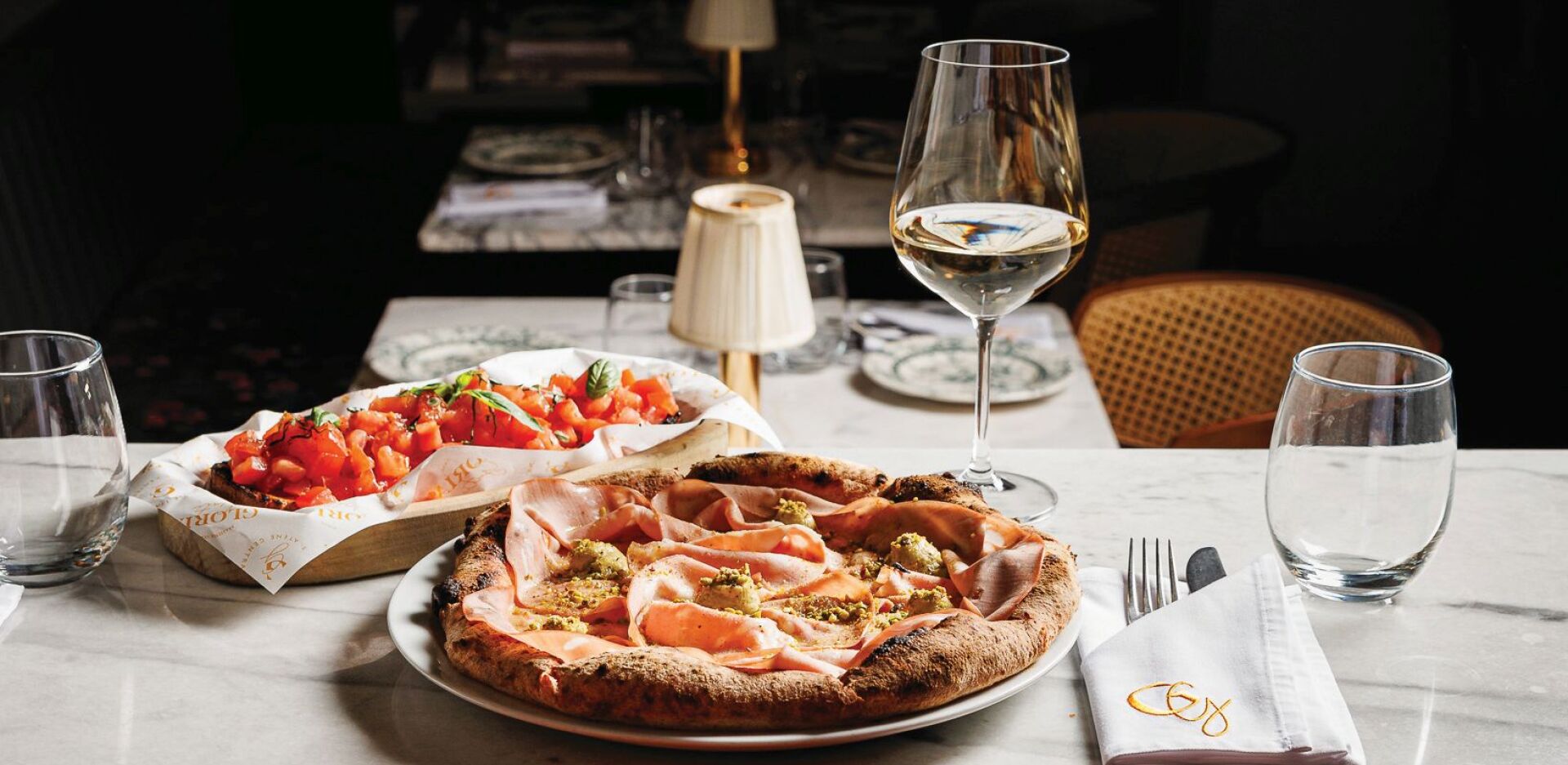 26 εστιατόρια και μπαρ για να βγεις πριν ή μετά το θέατρο