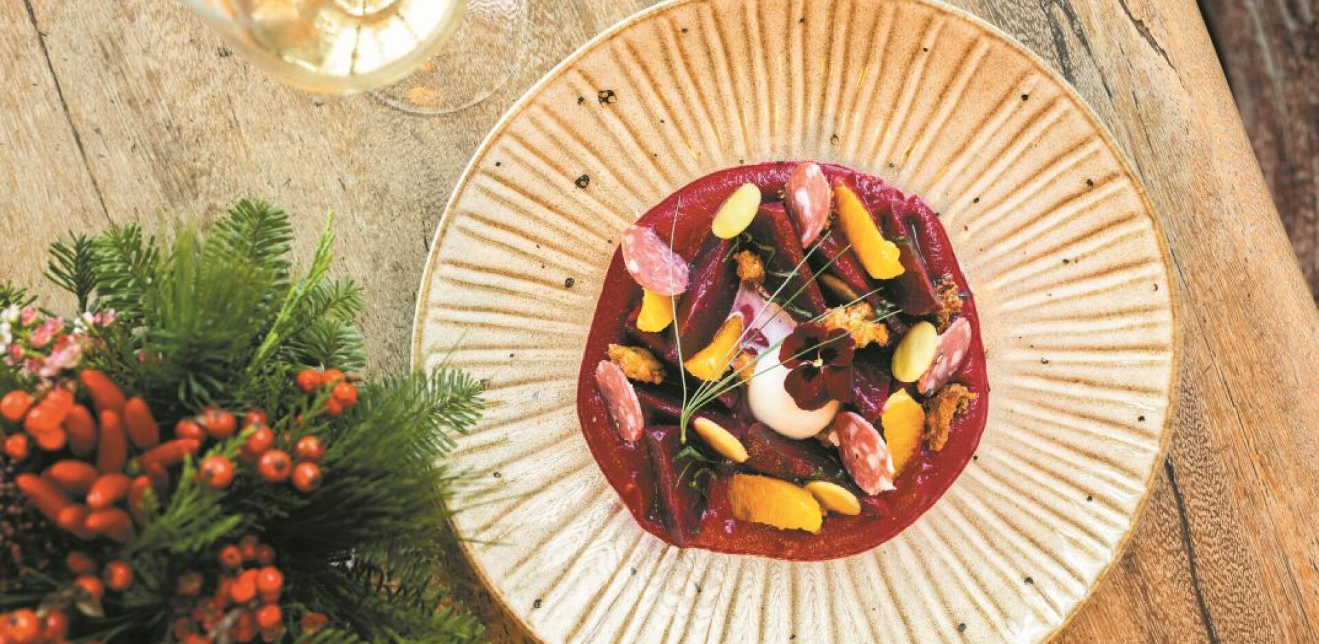 37 νόστιμα στέκια για να ανακαλύψεις αυτές τις γιορτές