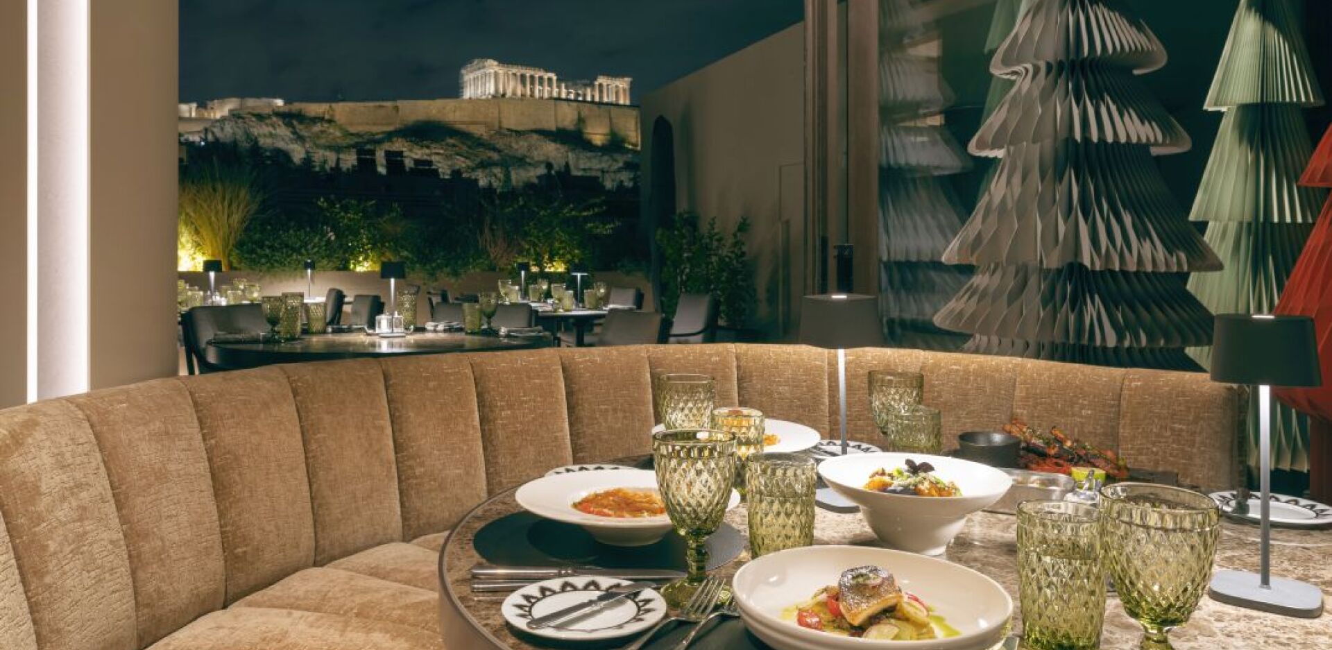 5 ξενοδοχεία για τις πιο λαμπερές μέρες του χρόνου