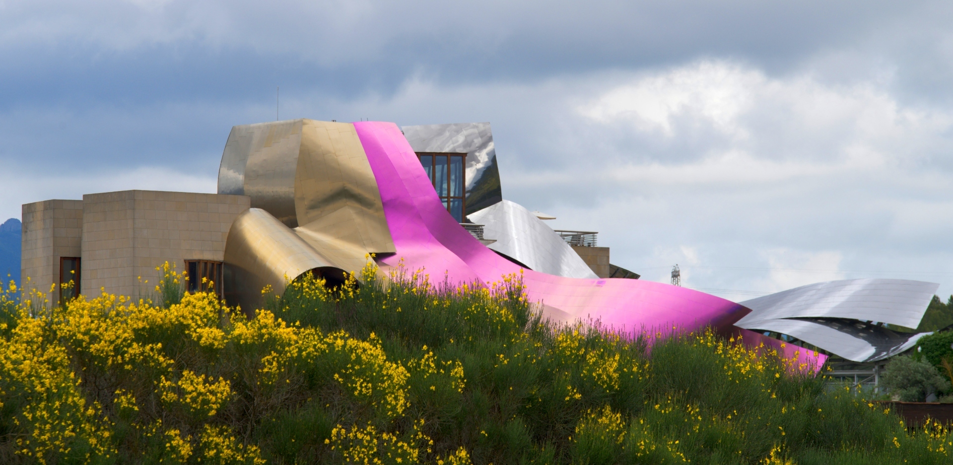  οινοποιεία σχεδιασμένα από διάσημους αρχιτέκτονες