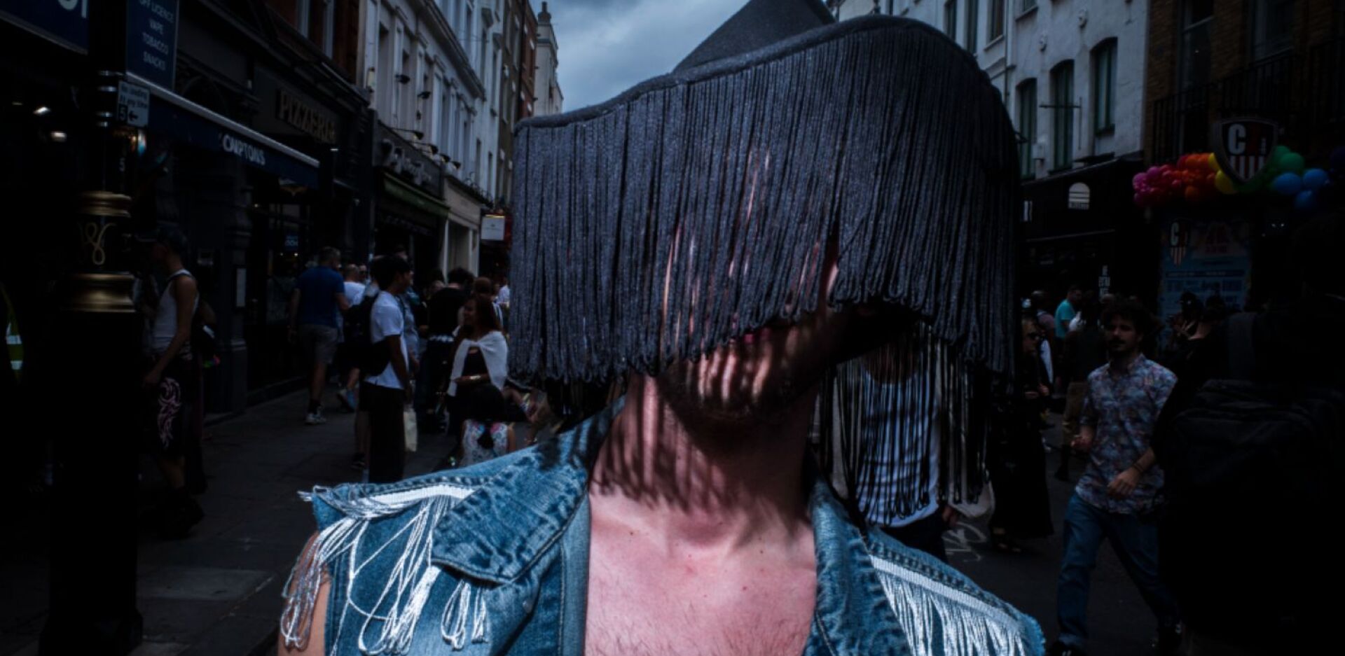 Street Life: Διεθνής έκθεση φωτογραφίας με την επιμέλεια της Δώρας Λαβαζού