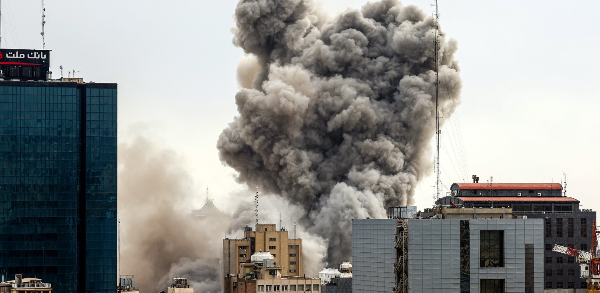 Πόλεμος στο Ιράν: Η Athens Voice αναλύει τις εξελίξεις