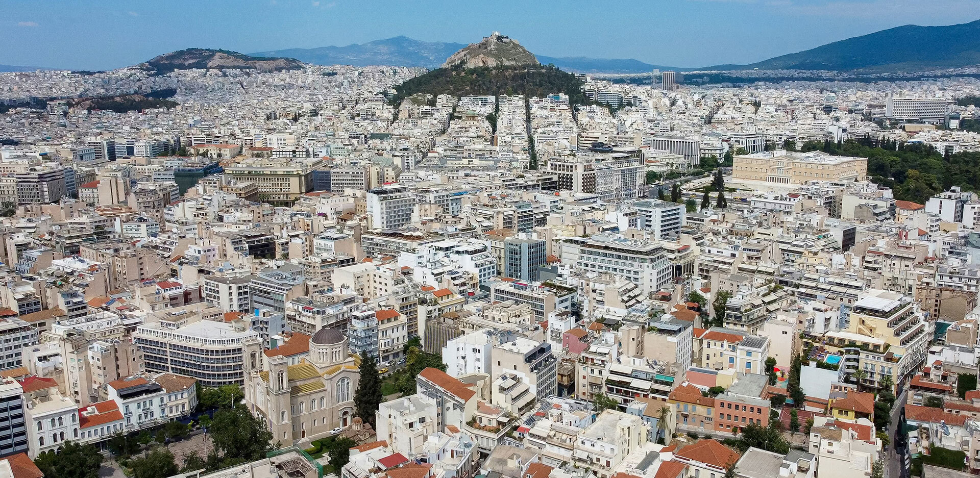 Πολυκατοικία: Από την αντιπαροχή στο Airbnb