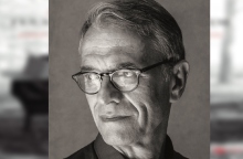 Χάρης Βλαβιανός: Πλατωνικοί Διάλογοι ή γιατί στο σπήλαιο κάνουν όλοι πάρτι