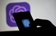 Τι στο καλό συμβαίνει με την Open-AI;