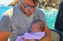 Τήλος: Συγκίνηση για τον λιμενικό που συμμετείχε στη διάσωση βρέφους μεταναστών