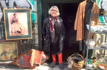 H κυρία Ιουλία στην Παύλου Μελά 