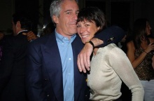 Η Γκισλέιν Μάξγουελ κατέθεσε έγγραφα για έφεση στην ποινή των 20 ετών