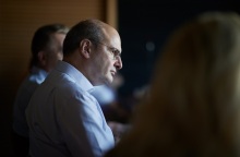 Χατζηδάκης: Τρία χρόνια κοινωνική πολιτική - Απολογισμός τριετίας