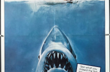 Η αφίσα της ταινίας «Τα σαγόνια του καρχαρία»