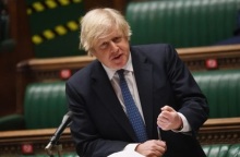 Οι Εργατικοί «στριμώχνουν» τον Τζόνσον με νέα πρόταση μομφής