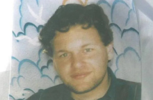 Ο Θάνος Αξαρλιάν