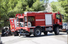 Άμεση η κινητοποίηση της Πυροσβεστικής στη φωτιά στο Κορωπί