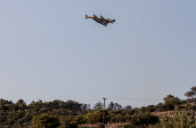 Υπό έλεγχο η φωτιά στη Μάνδρα