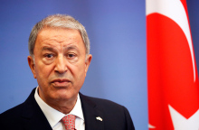 Ο Τούρκος υπουργός Άμυνας Χουλουσί Ακάρ