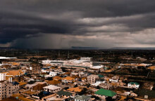 Η πρωτεύουσα της Γκάνας, Άκρα
