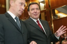 Σρέντερ: Η συμφωνία για τα σιτηρά μπορεί να ανοίξει τον δρόμο για κατάπαυση του πυρός