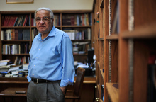 Ο Διονύσης Σιμόπουλος