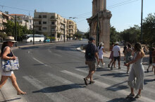 Καύσωνας στην Αττική με τη θερμοκρασία να ανεβαίνει, σύμφωνα με την πρόγνωση ΕΜΥ