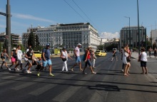 Κορωνοϊός: «Ανεπίτρεπτο οι 50 θάνατοι την ημέρα», λέει ο Καπραβέλος