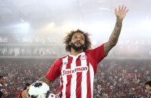 Ο Μαρσέλο αποθεώθηκε στο «Γεώργιος Καραϊσκάκης» κατά την παρουσίασή του από τον Ολυμπιακό